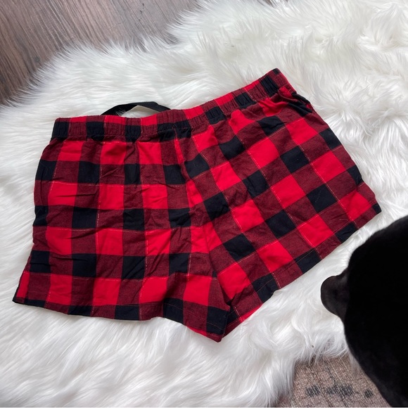 Stars Above • Plaid Flannel Sleep Short • Red+Black • M - Picture 5 of 5